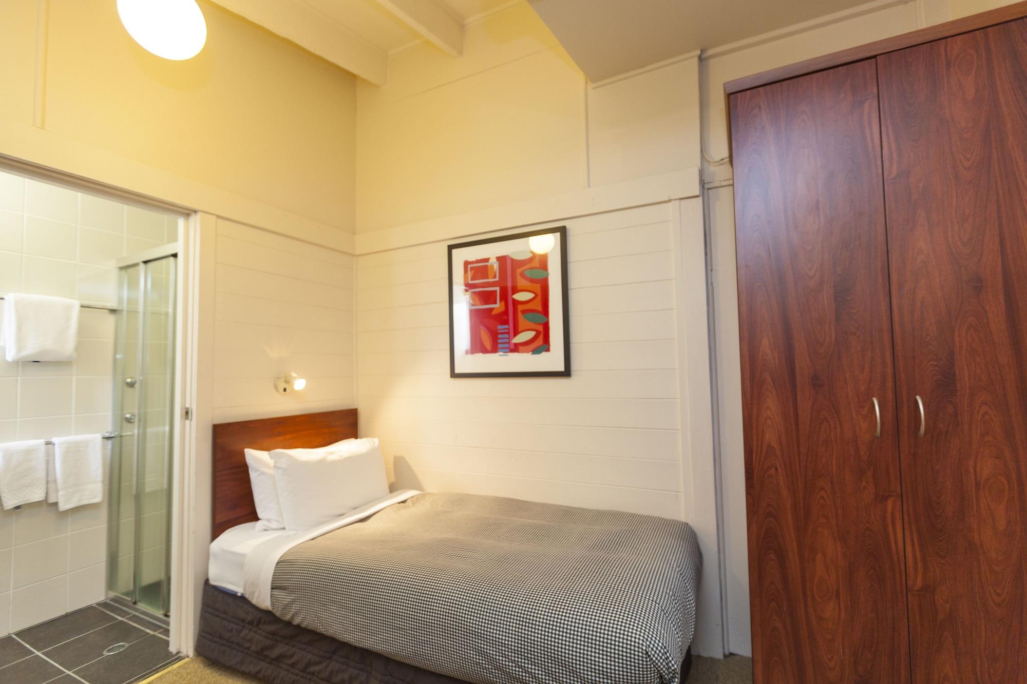 The Denman Hotel In Thredbo Extérieur photo