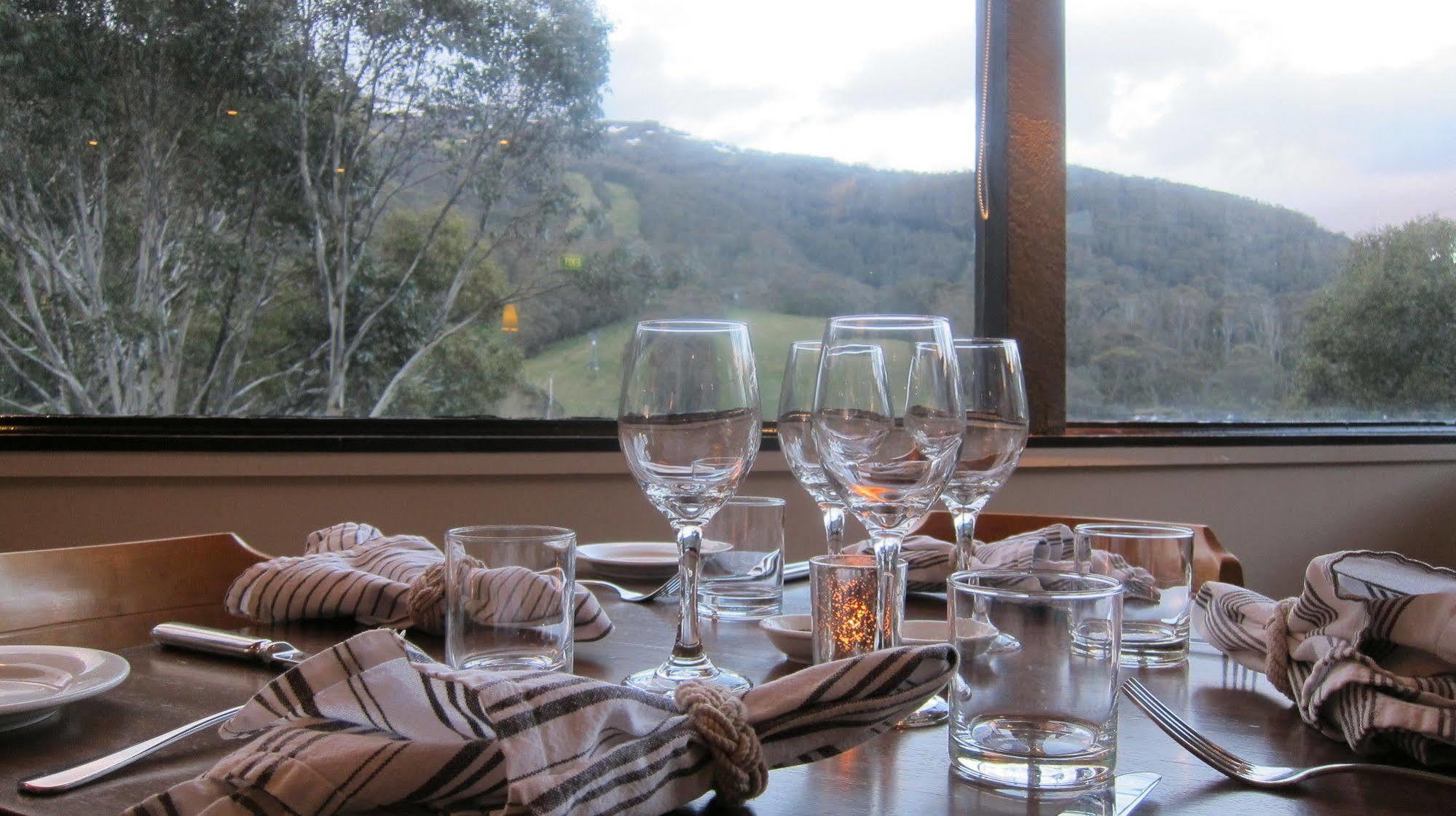 The Denman Hotel In Thredbo Extérieur photo