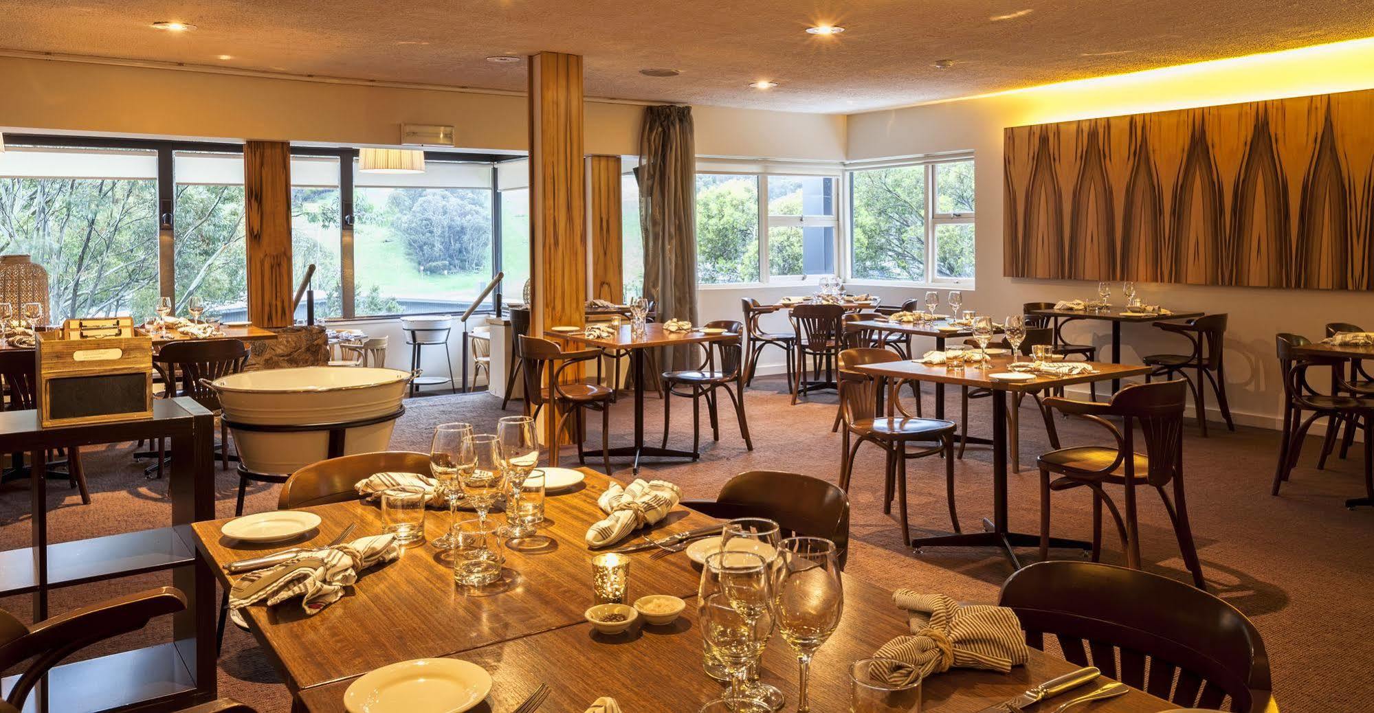 The Denman Hotel In Thredbo Extérieur photo