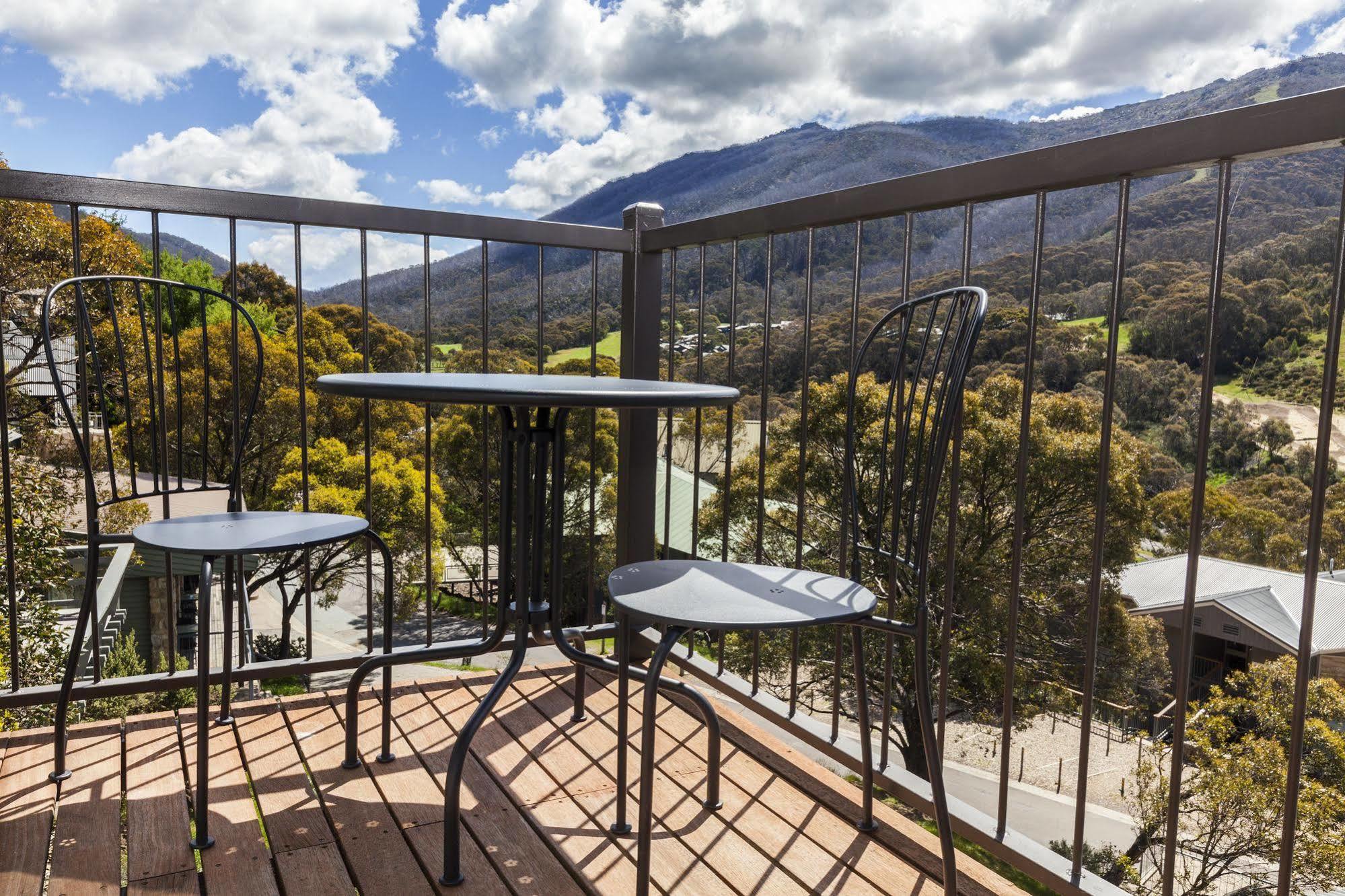 The Denman Hotel In Thredbo Extérieur photo