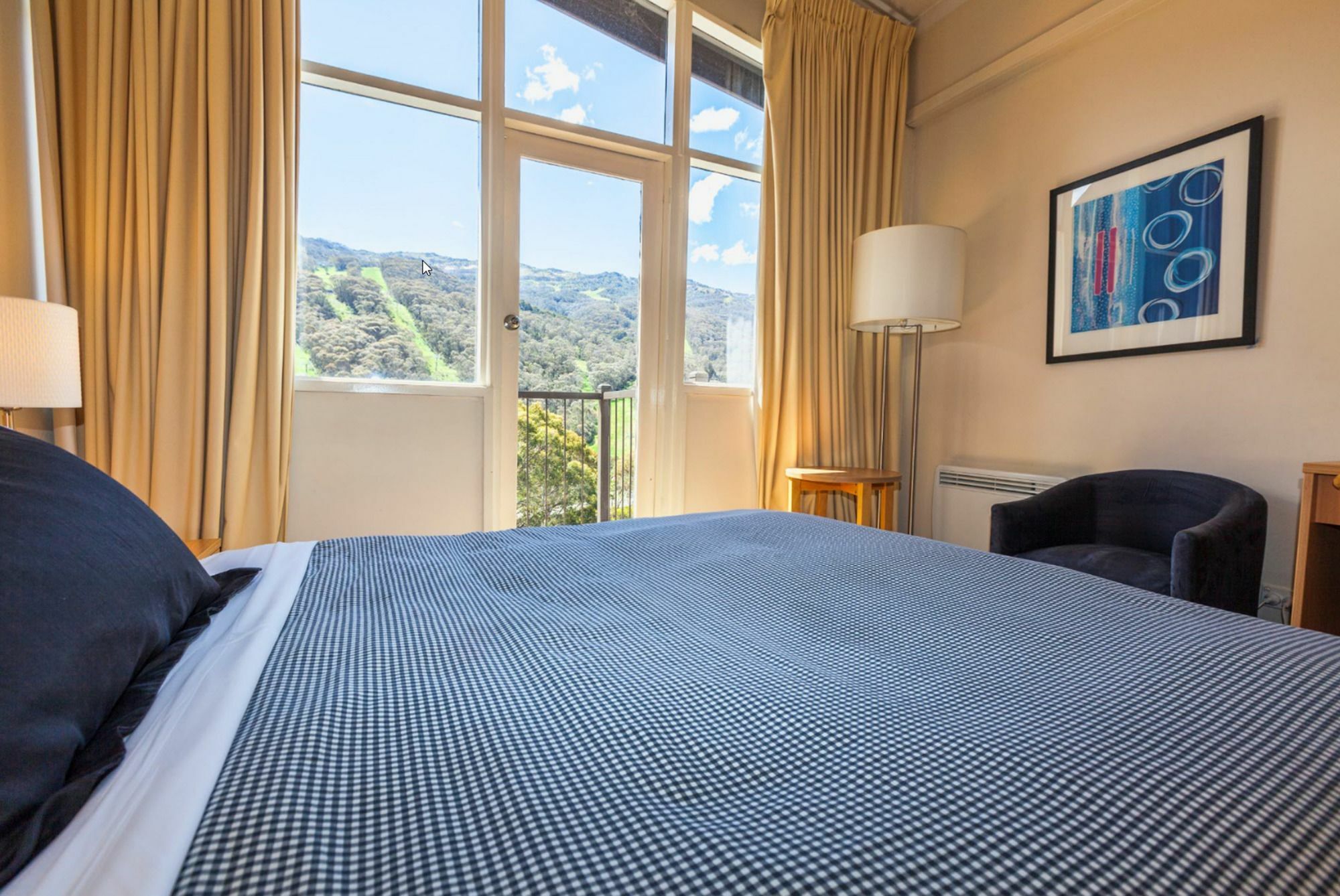 The Denman Hotel In Thredbo Extérieur photo